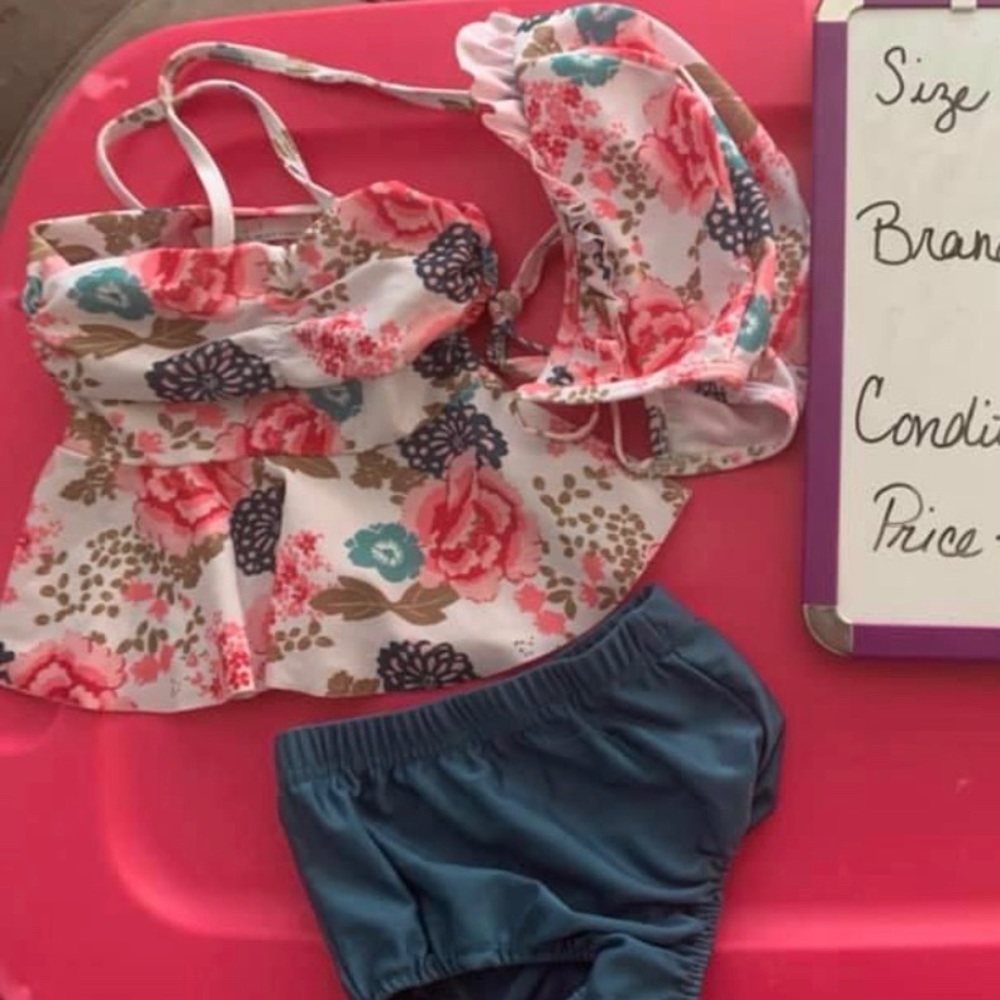 Bathing suit